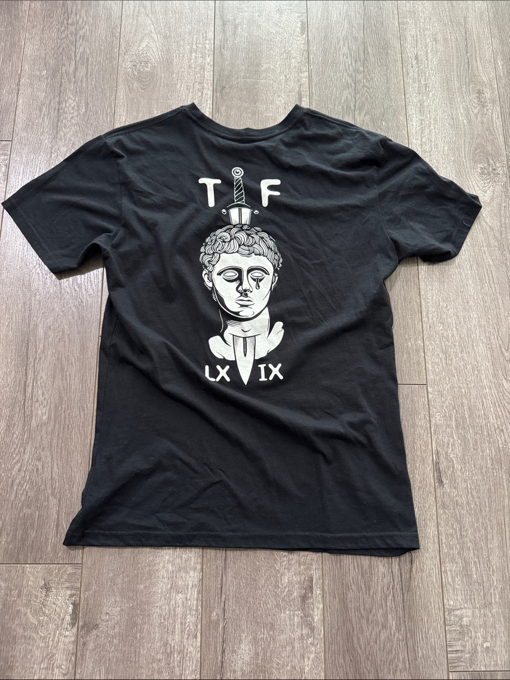Bunker branding Emperor Caligula black tee M